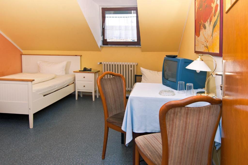 Hotel Kugel Tréveris Habitación foto