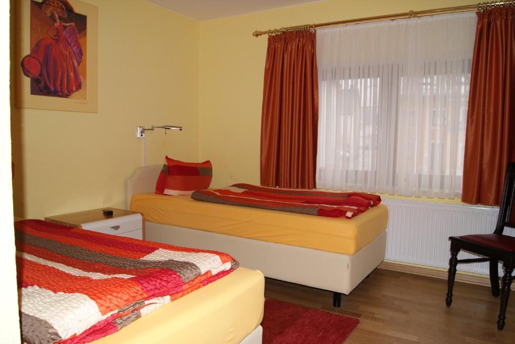 Hotel Kugel Tréveris Habitación foto